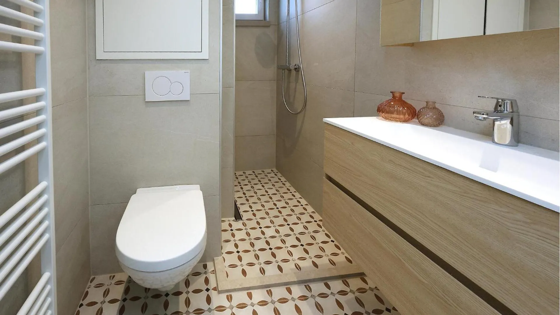 Stunning Apartment In Oostende With Kitchen 0*, Ostende